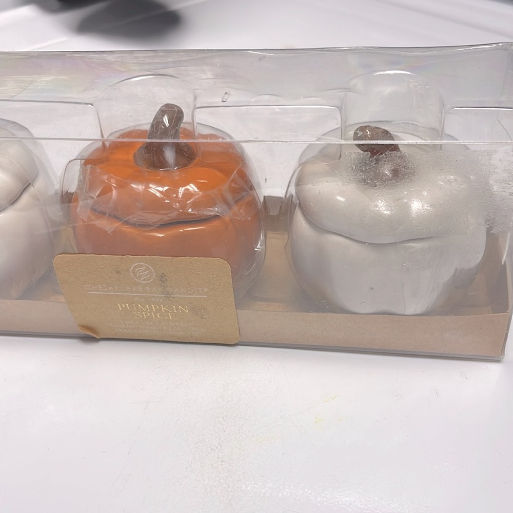 Chesapeake Bay Candle 3pc Pumpkin Spice Candle Set. - Picture 6 of 7